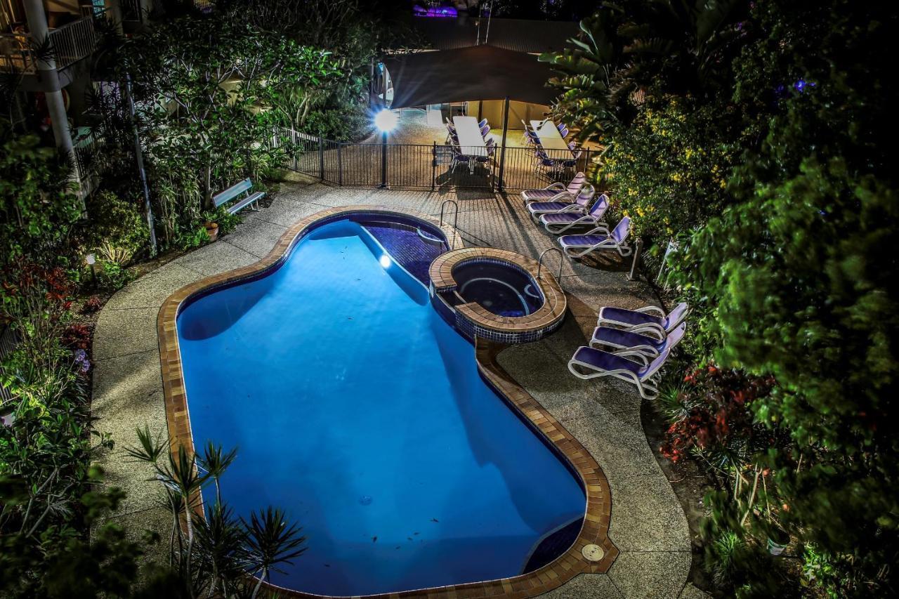 גולד קוסט Surfers Beach Holiday Apartments מראה חיצוני תמונה