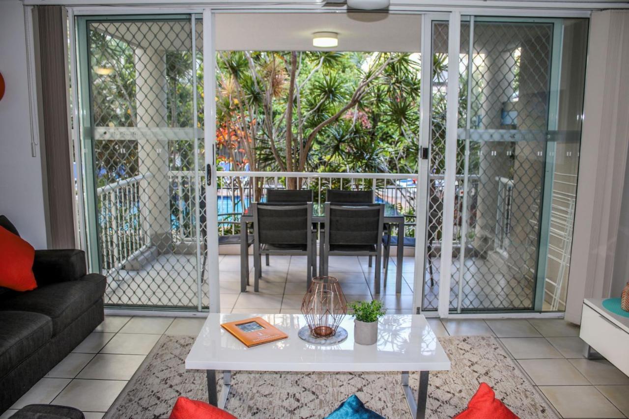 גולד קוסט Surfers Beach Holiday Apartments מראה חיצוני תמונה