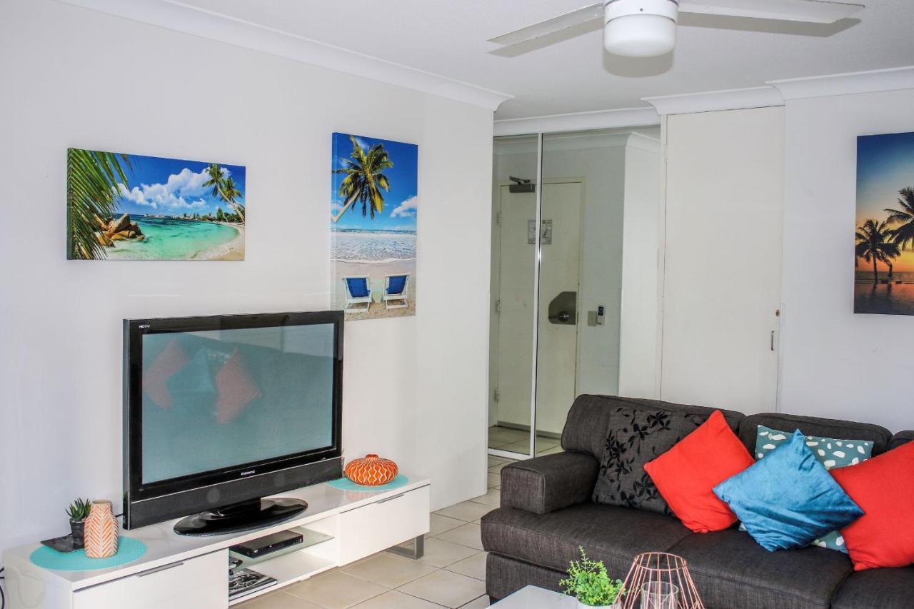 גולד קוסט Surfers Beach Holiday Apartments מראה חיצוני תמונה