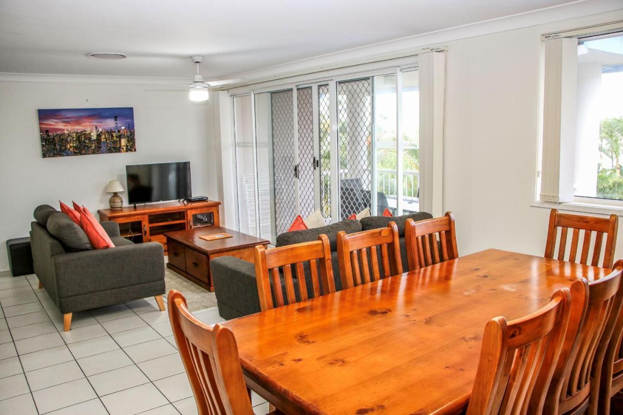 גולד קוסט Surfers Beach Holiday Apartments מראה חיצוני תמונה