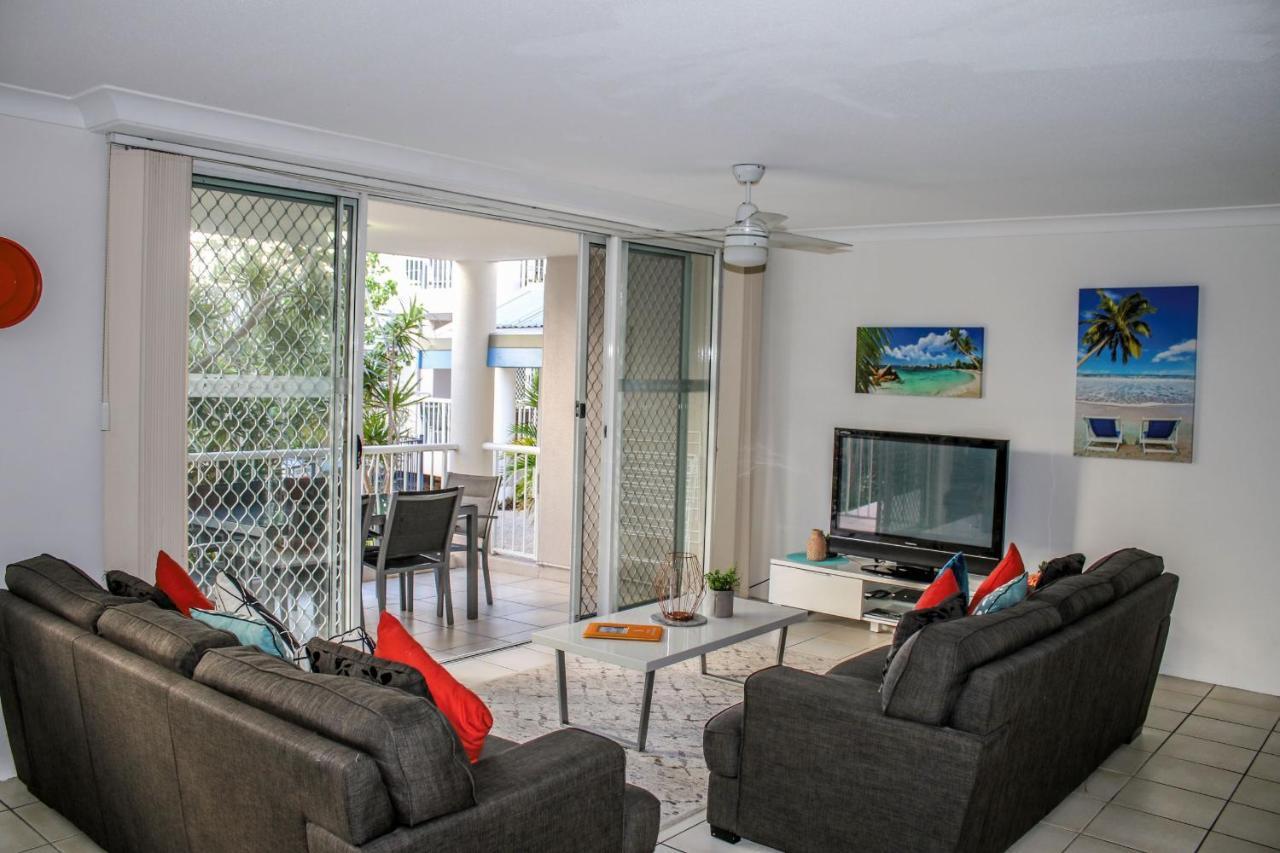 גולד קוסט Surfers Beach Holiday Apartments מראה חיצוני תמונה